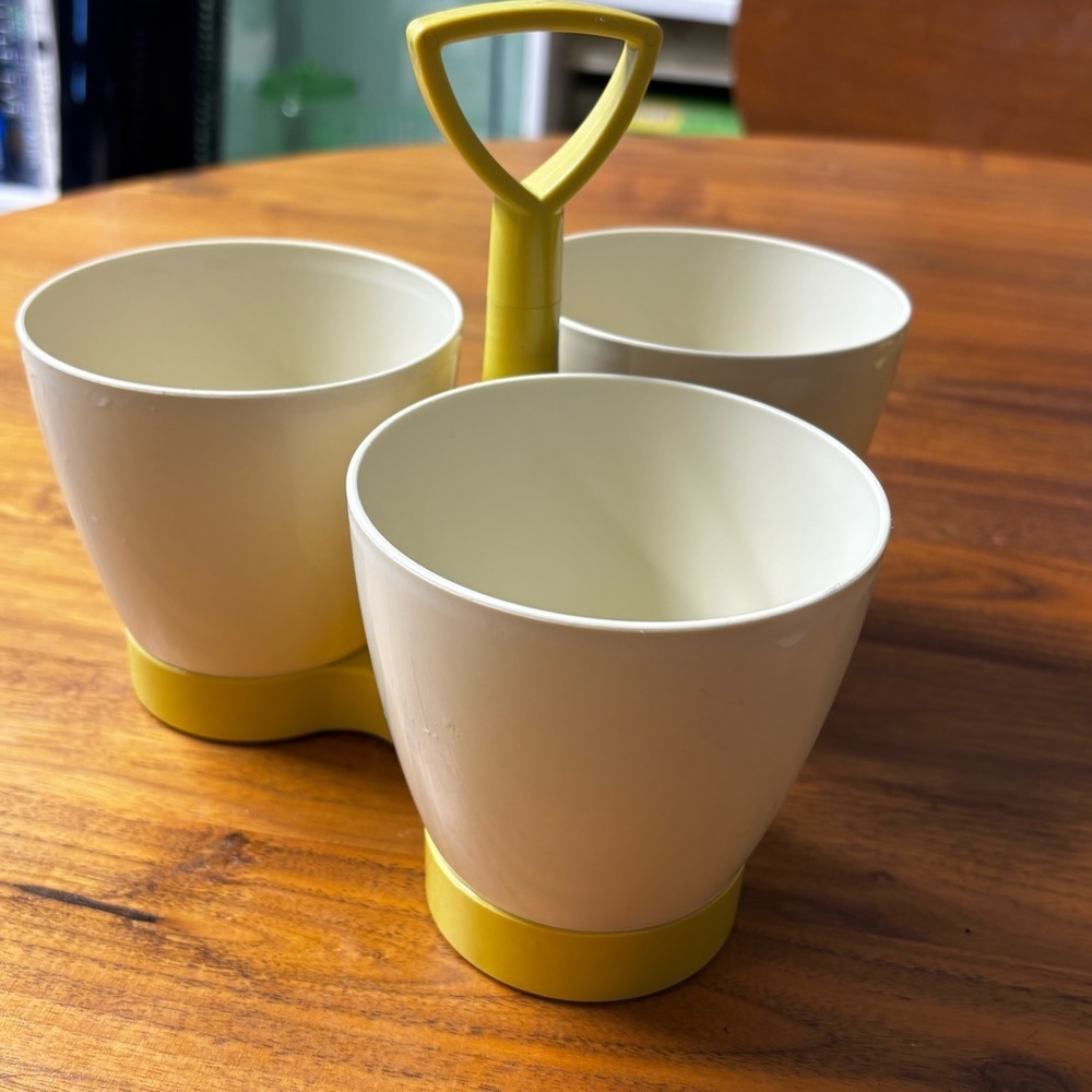 Tupperware vintage harvest gold condiment caddy with lids and spoons - Picture 6 of 12
